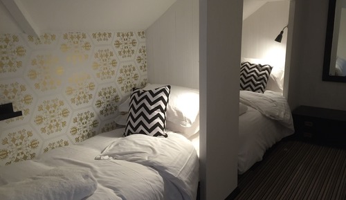 Room, 6 Bedrooms (Loft Room)