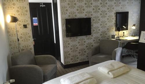 Double Room (Small)