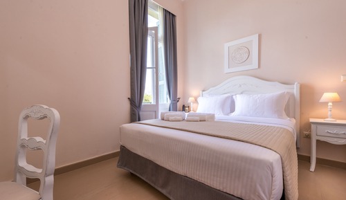Superior Double Room, Balcony, Park View
