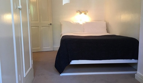 Apartment, Private Bathroom (One Bedroom)