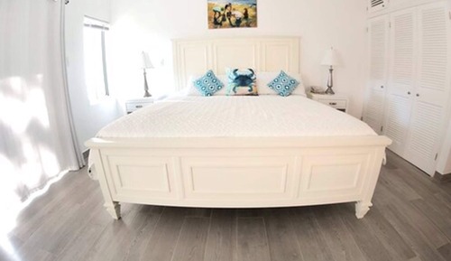 Luxury Studio, 1 King Bed, Concierge Service