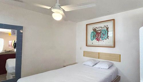 Standard Apartment, 1 Queen Bed, Ensuite
