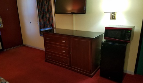 Basic Double Room, 2 Queen Beds, Smoking