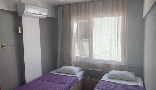 Economy Twin Room