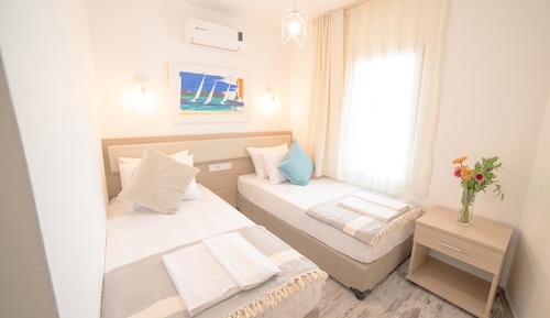 Deluxe Suite, Sea View