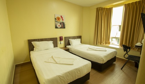 Deluxe Twin Room