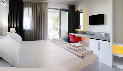 Double Room, Garden Area
