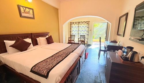 Deluxe Room, 1 Double Bed, Garden View