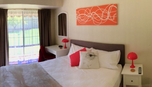 Double Room, 1 Queen Bed, Shared Bathroom