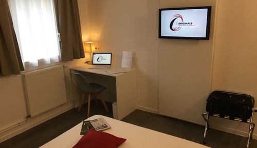 Standard Twin Room