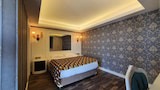 Business Suite, Bathtub, Sea View