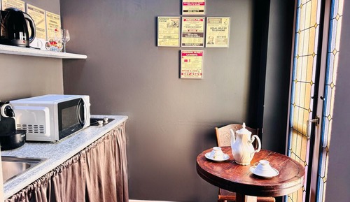 Apartment, Kitchenette