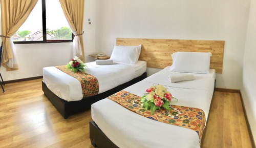Standard Twin Room