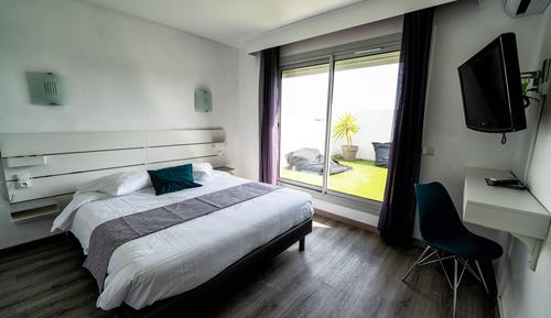 Superior Double Room, 1 King Bed, Non Smoking, Terrace