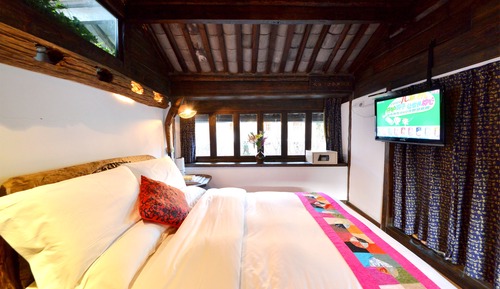 Room, 1 Queen Bed (  7  )