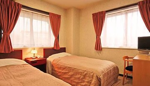 Twin Room with In-room Toilet, Shared Bathroom	