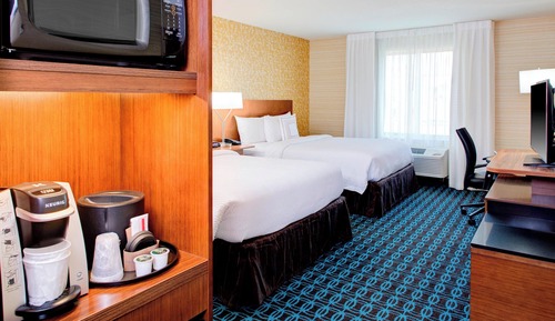 Room, 2 Queen Beds (Mobility/Hearing Accessible, Tub)
