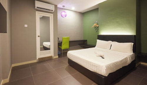 Executive Room