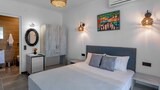 Quadruple Family Suite