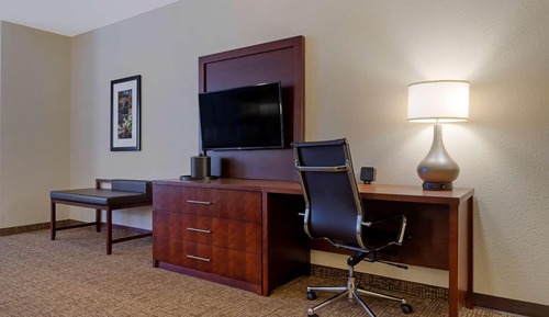Suite, 2 Queen Beds, Non Smoking (Shower Only)