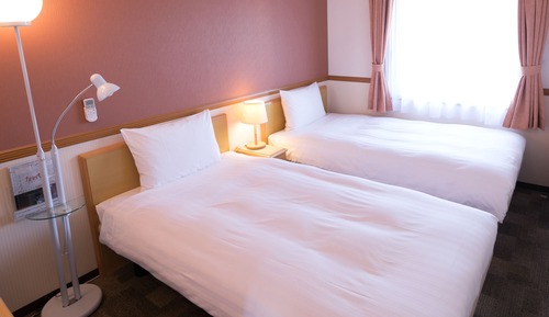 Standard Room, Smoking