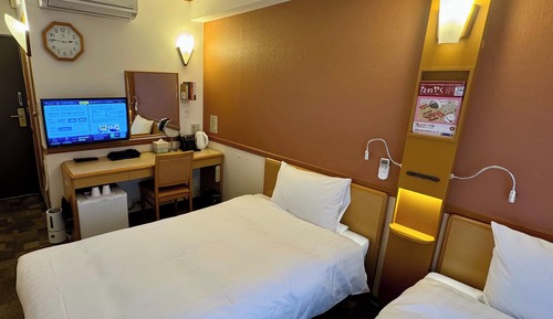 Standard Twin Room, Smoking