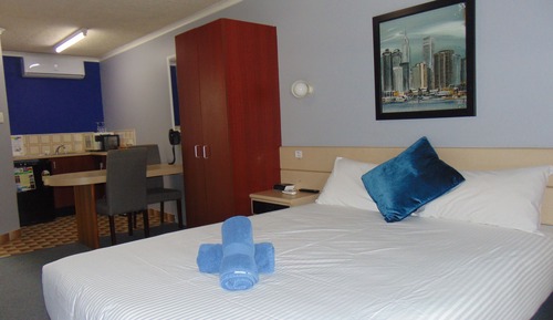 Economy Studio, 1 Queen Bed