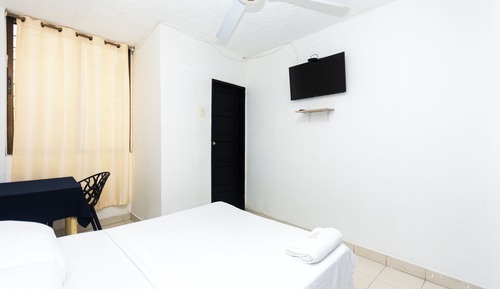 Basic Double Room, 1 Double Bed