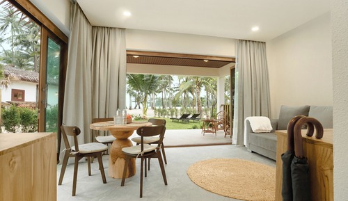 Beachfront 1 Bedroom Villa
