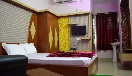 Deluxe Double Room, City View