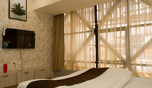 Executive Room