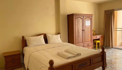 Standard Double Room, 1 Double Bed, Partial Sea View