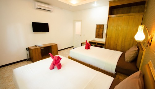 Deluxe Twin Room