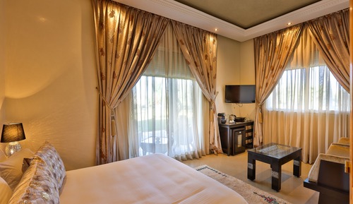 Deluxe Double Room, Poolside