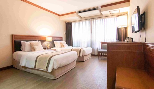 Deluxe Twin Room