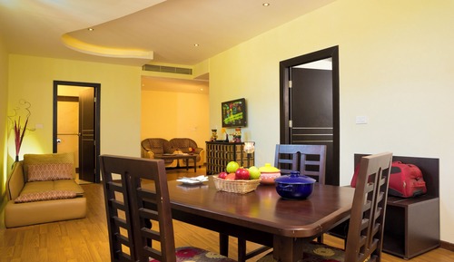 Poppys Deluxe Suite