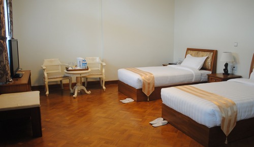 Premier Deluxe Room 