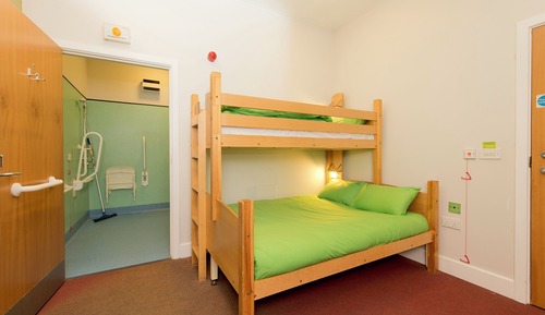 5 Bed Private Room Ensuite including Double Bed