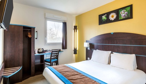 Standard Room, 1 Queen Bed, Accessible, Non Smoking