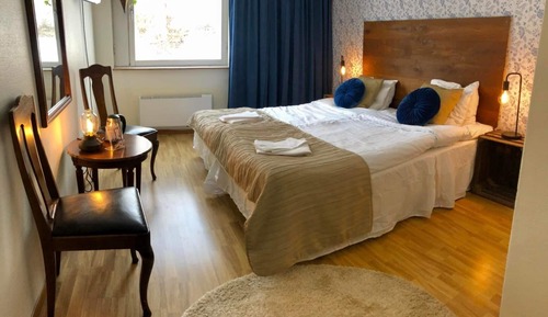 Double Room (One extra bed)