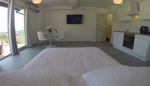 Comfort Apartment, Balcony