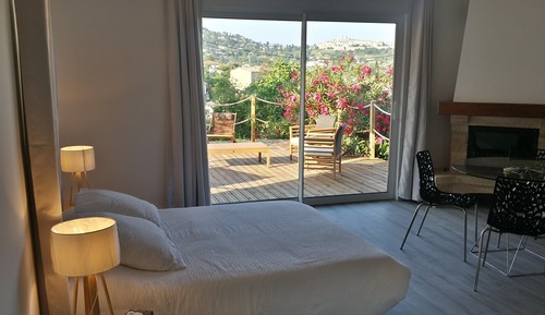 Deluxe Apartment, Multiple Beds, Terrace