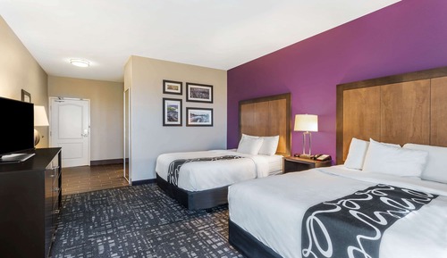 Room, 2 Queen Beds, Accessible, Non Smoking (Mobility,Tub w/Grab Bars)