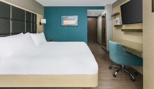 Standard Room, 1 King Bed