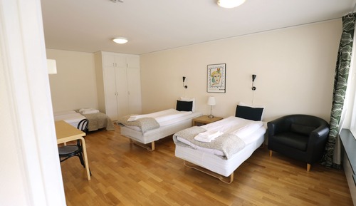 Economy Triple Room