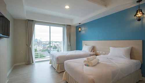 Standard Twin Room