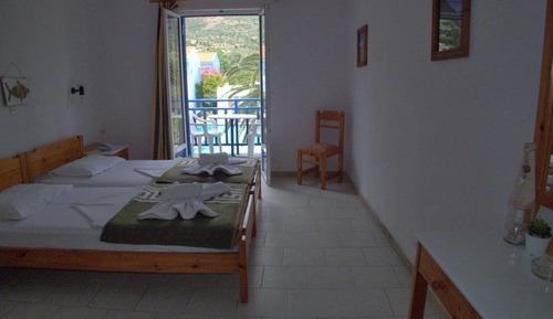 Twin Room, 2 Twin Beds, Balcony, Mountain View