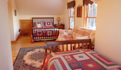 Suite, Mountain View (Mt. Foraker Room)