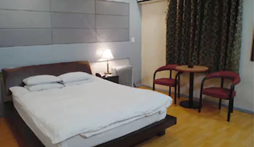 Double Room (Children under 5 not allowed)