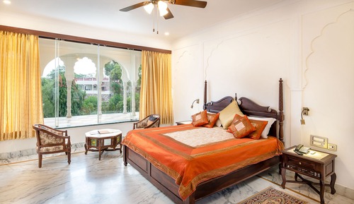 Maharaja Suite Room